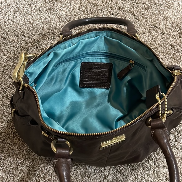 Coach purse - Picture 2 of 3